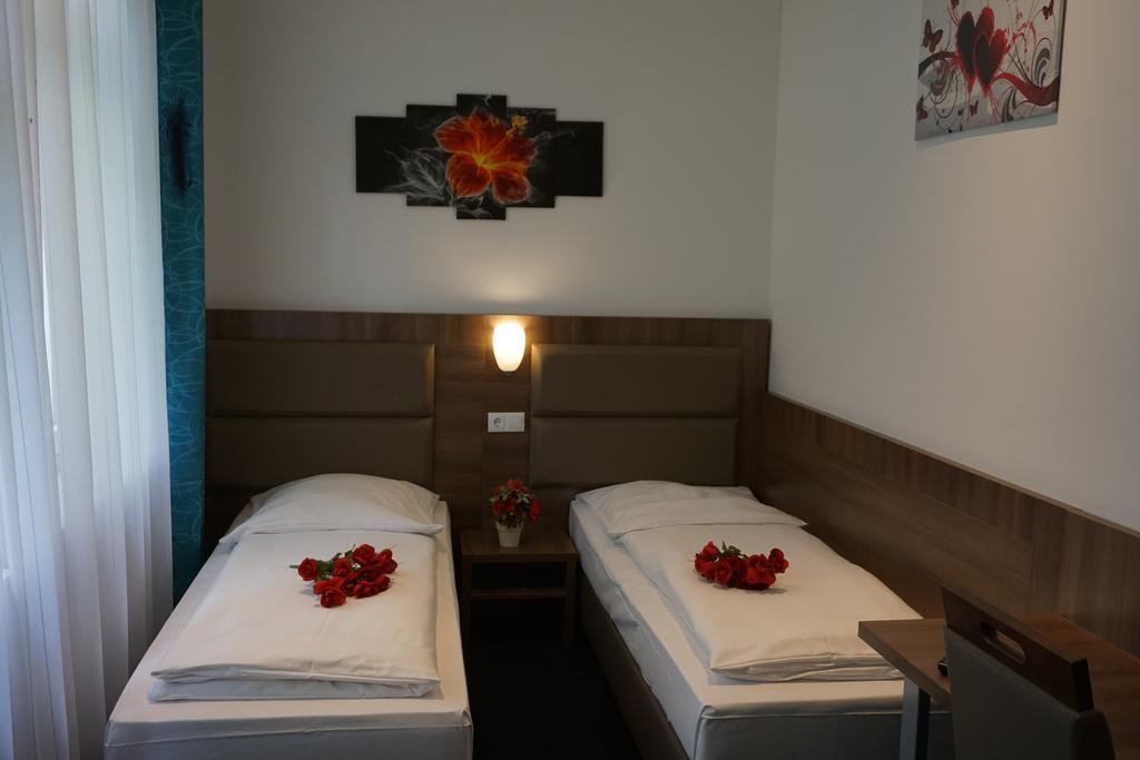 Itm Hotel Oase Hamburg Room photo